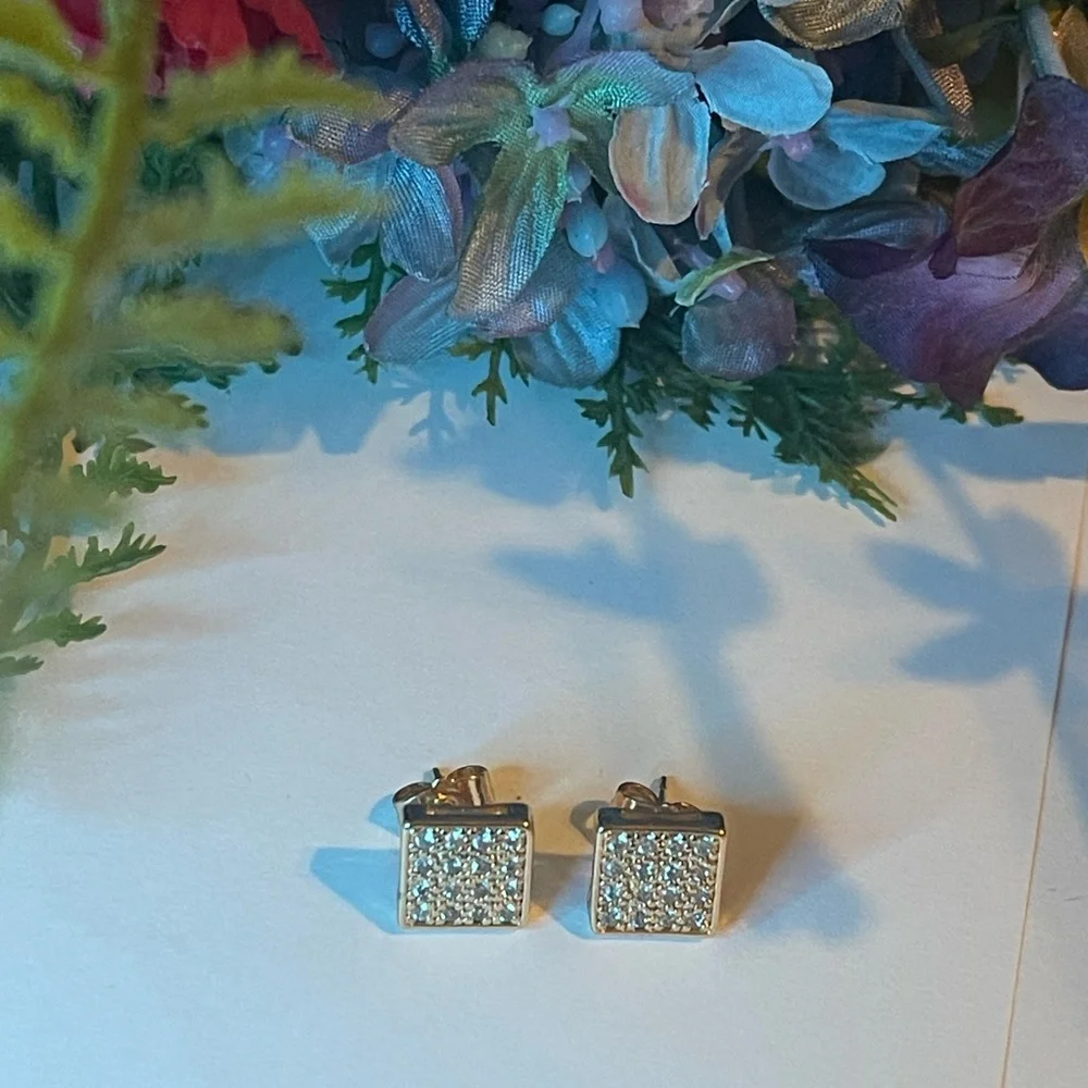 Womens‎ Fashion Earrings, stainless steel color Gold with stones